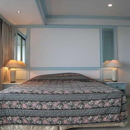 Floraville Serviced Apartments Bangkok Chambre photo