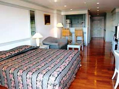 Floraville Serviced Apartments Bangkok Extérieur photo